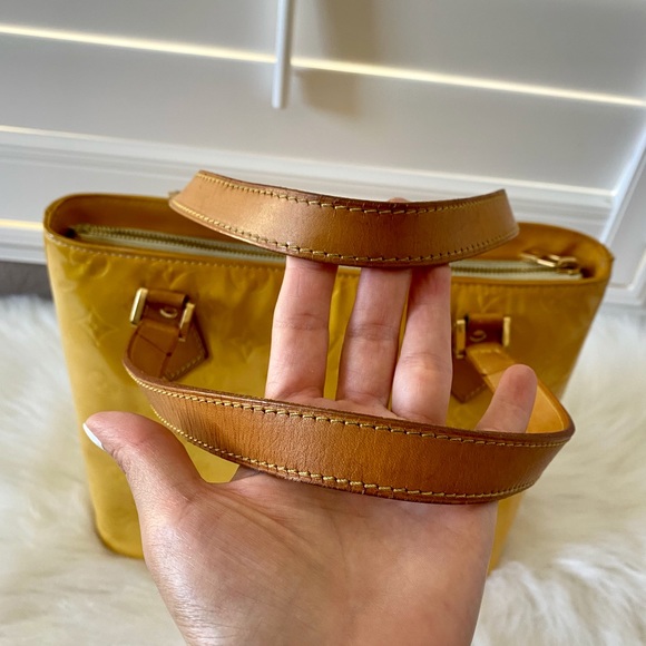 SOLD‼️ 💛 Louis Vuitton Houston Bag - Picture 7 of 16